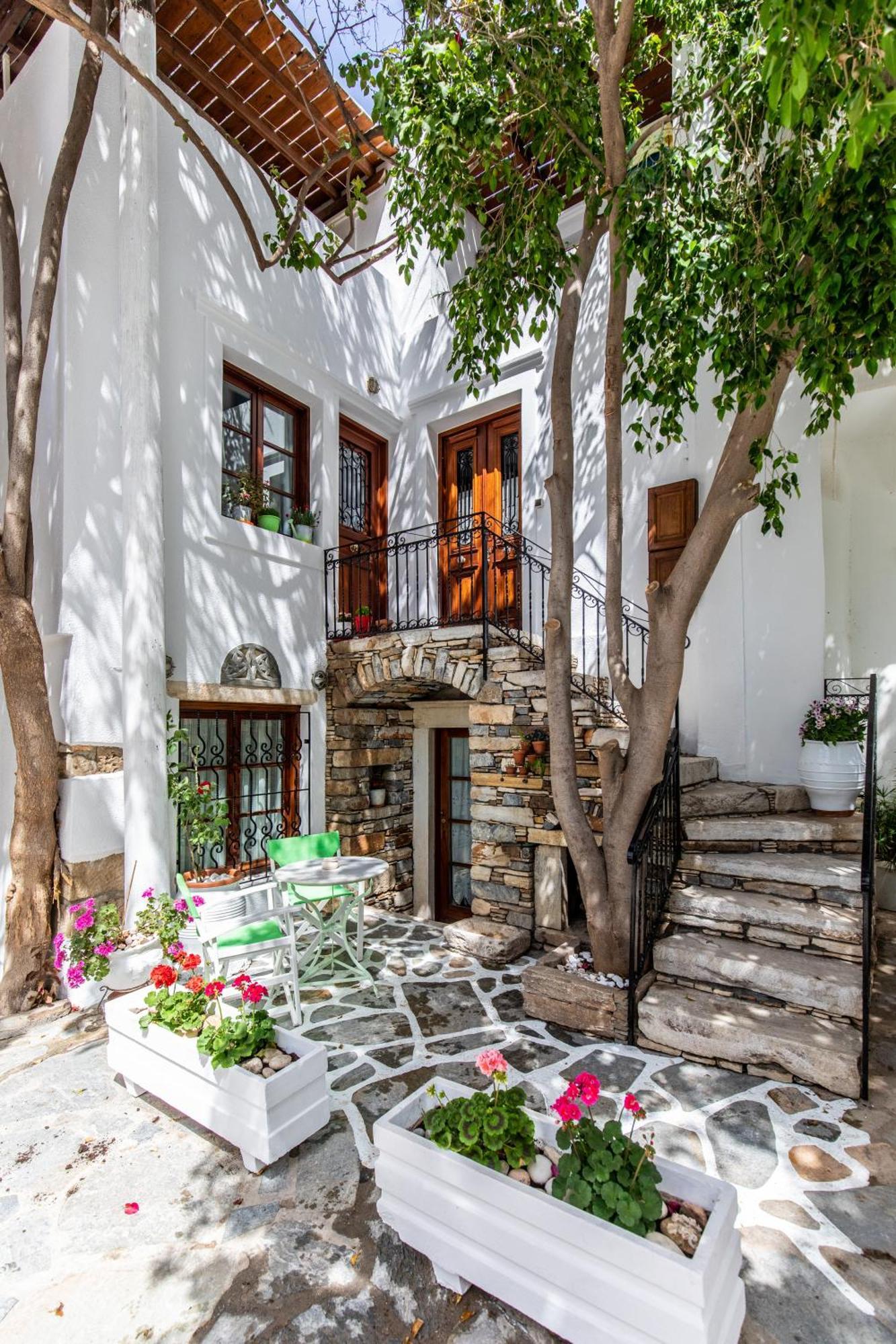 Arco Naxos Luxury Apartments Naxos City Екстериор снимка