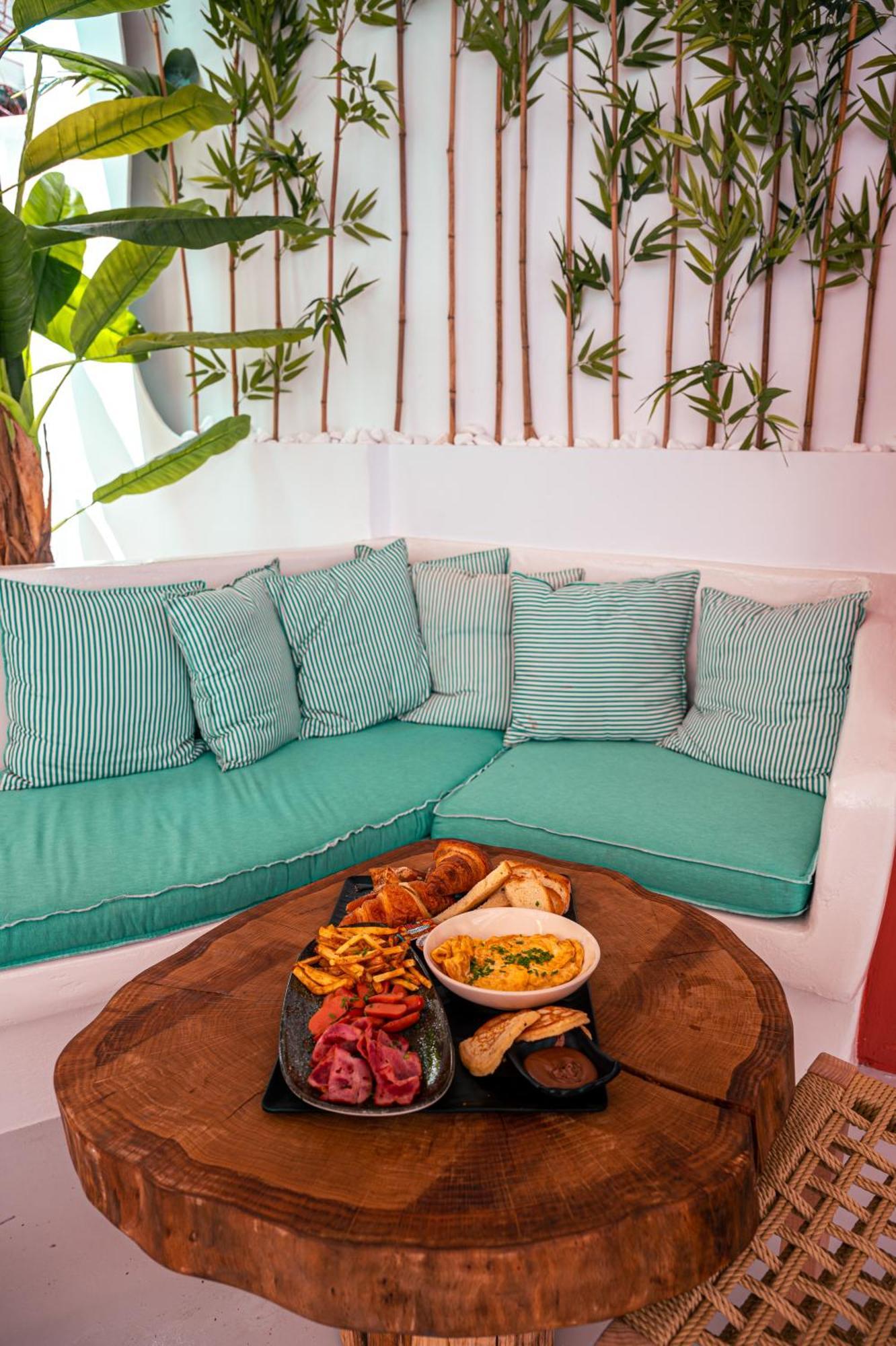 Arco Naxos Luxury Apartments Naxos City Екстериор снимка
